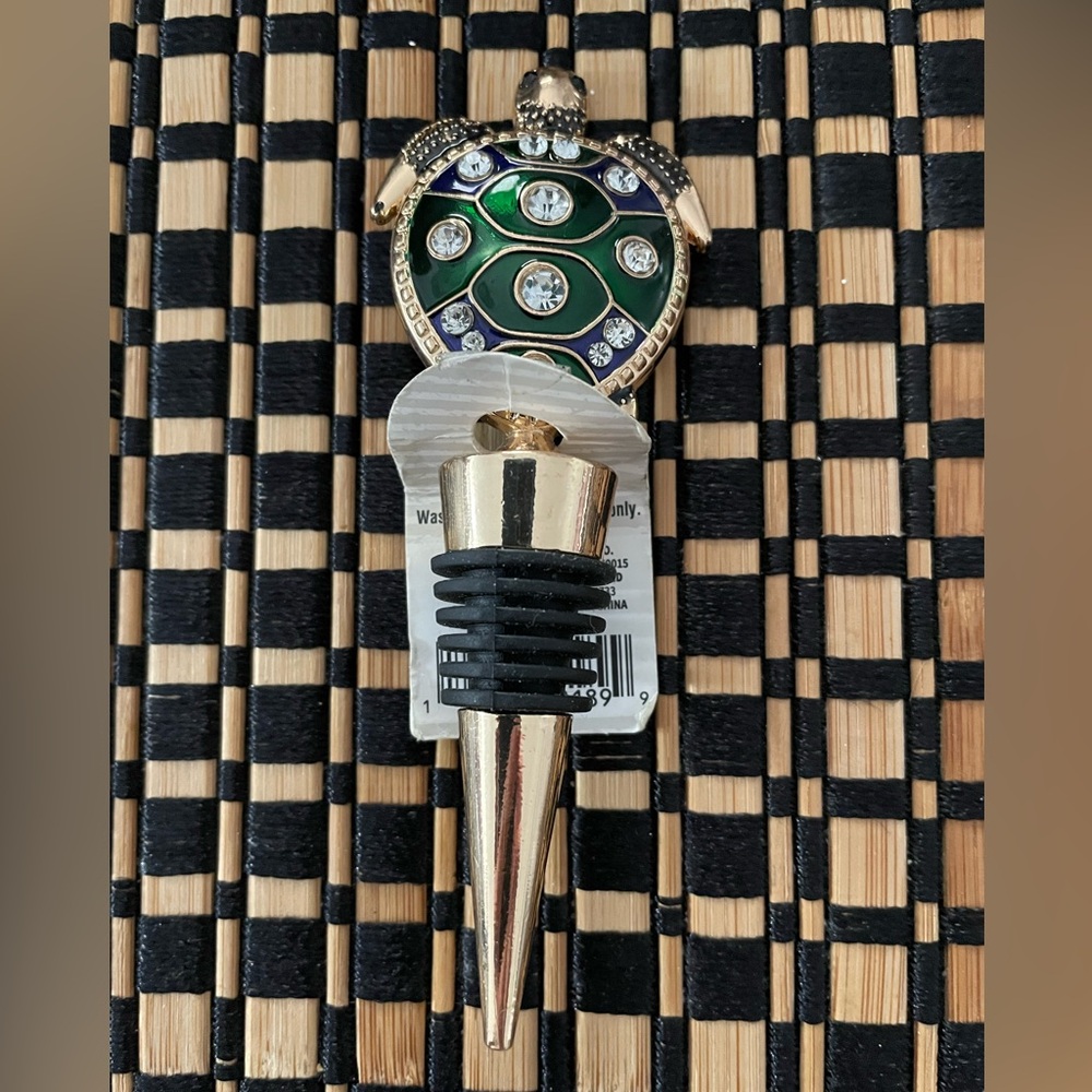 Expressions Green and Gold Turtle Wine Stopper
